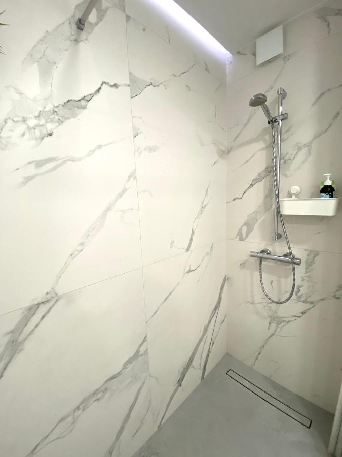 Mycherry - Old Town Apartment - Wiezienna 21C Wrocław Kültér fotó